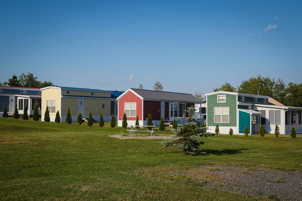 Narrows Too Camping Resort Loft Cottage 12 Трентън Екстериор снимка